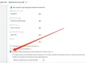 Ustawienia Google Ads: zaznaczono opcję "Uwzględniaj dane przekazywane przez użytkowników z Twojej witryny" dla lepszych konwersji rozszerzonych.