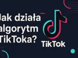 Jak działa algorytm TikToka? Grafika z logo TikTok i pytaniem o działanie algorytmu.