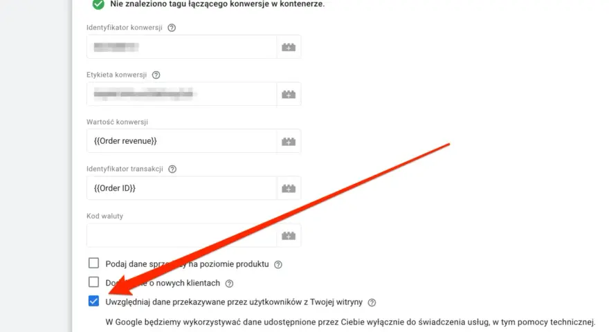 Ustawienia Google Ads: zaznaczono opcję "Uwzględniaj dane przekazywane przez użytkowników z Twojej witryny" dla lepszych konwersji rozszerzonych.